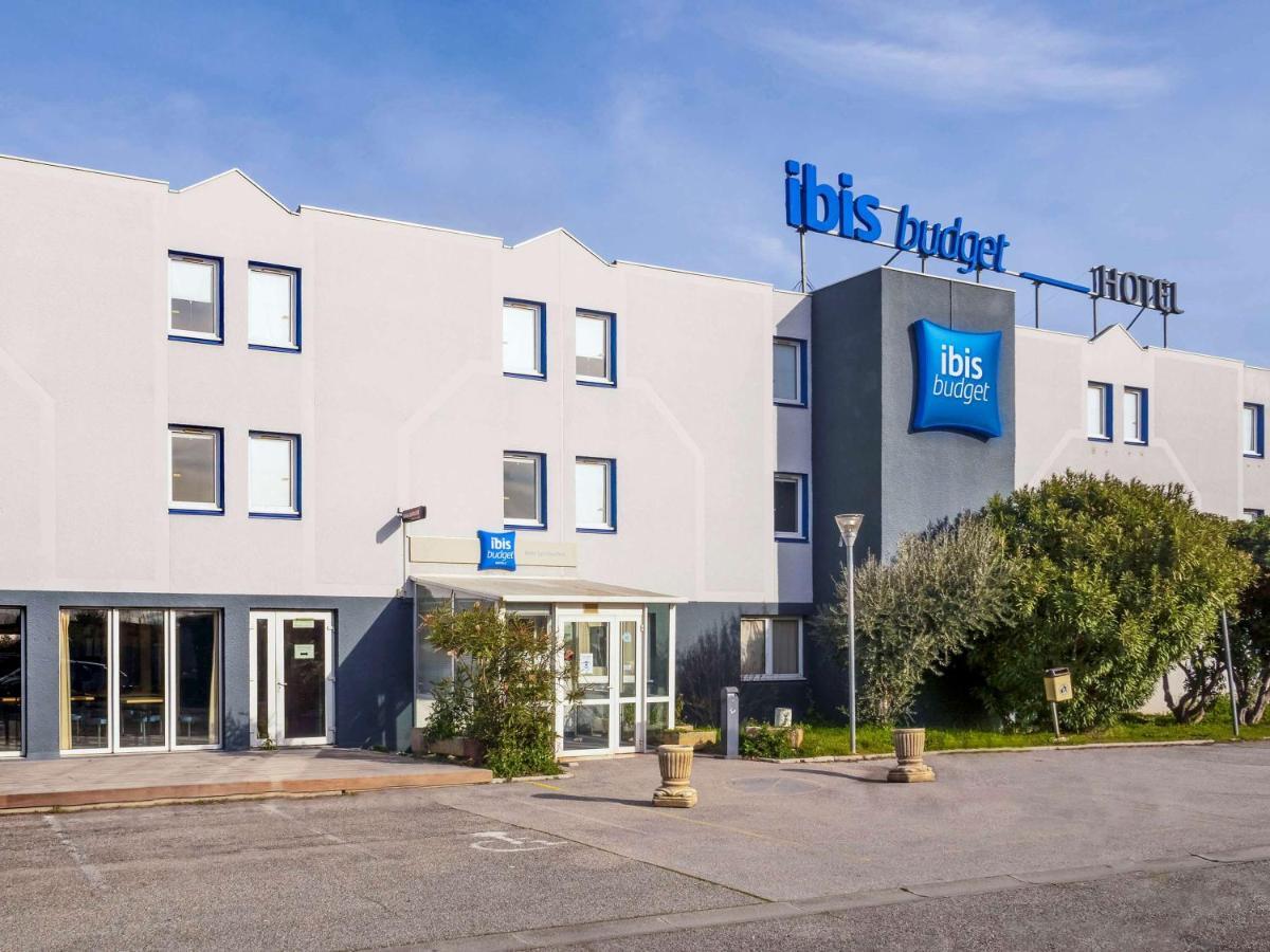 Ibis Budget Arles Sud Fourchon Exteriör bild