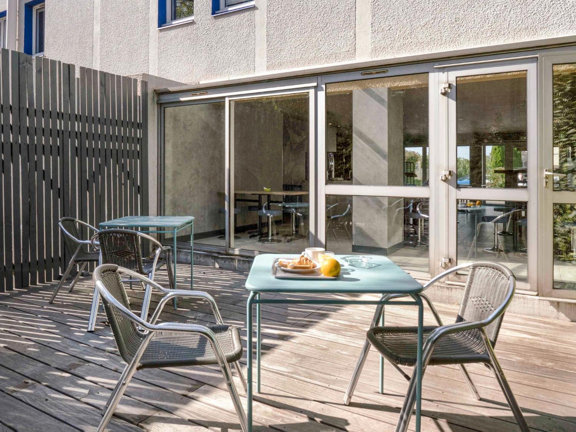 Ibis Budget Arles Sud Fourchon Exteriör bild