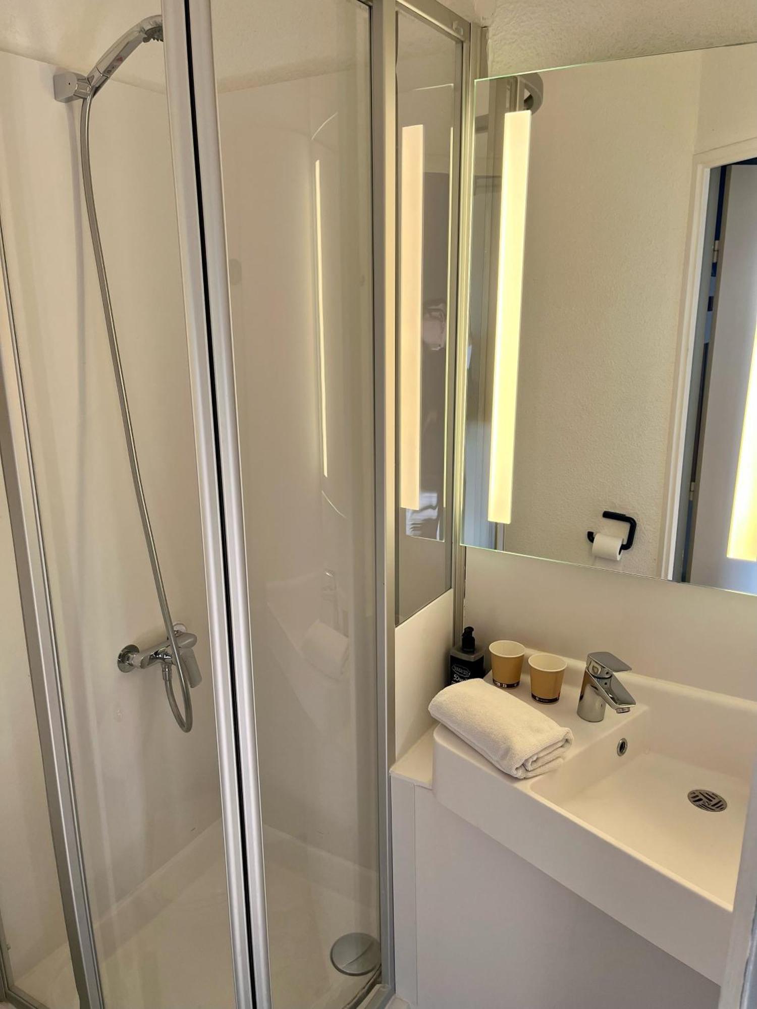 Ibis Budget Arles Sud Fourchon Exteriör bild